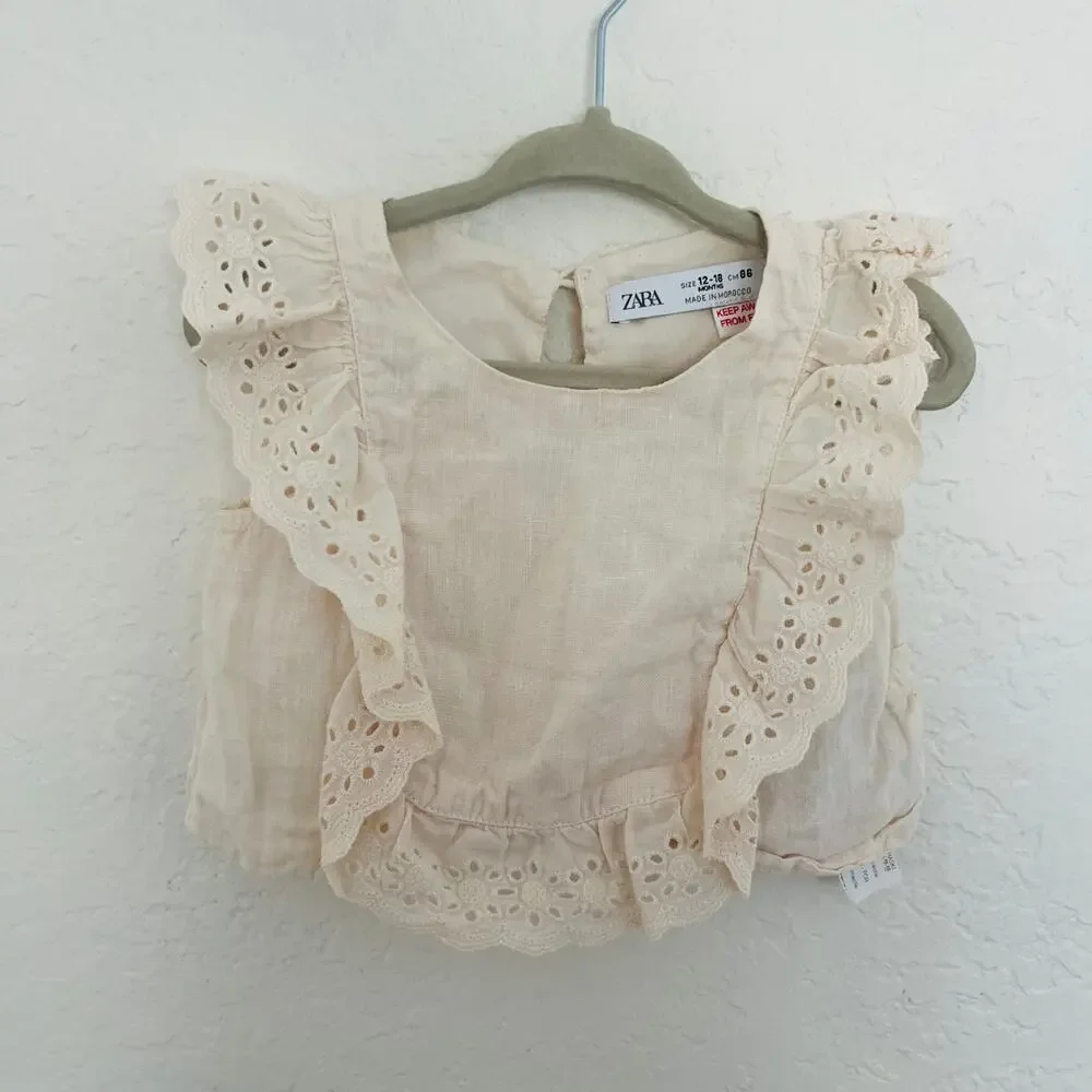 Zara Baby Girl Ruffled Eyelet Lace Top 12-18M